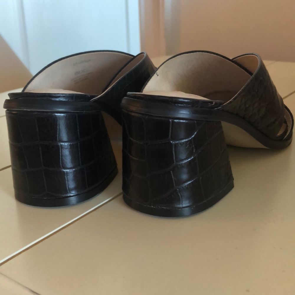 Sandals - Picture 3 of 6